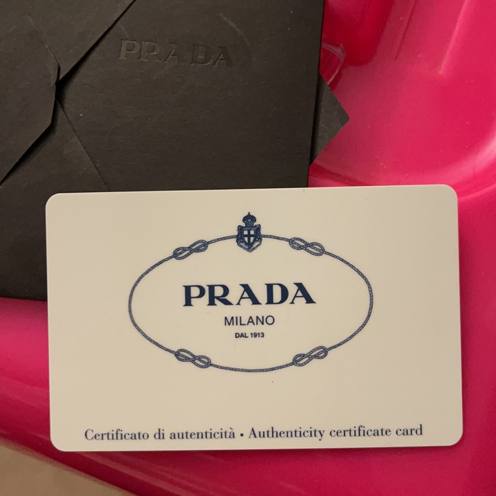💎EXTREMELY RARE 2009 Prada Limited EDT Mermaid Bow Satchel PERFECT CONDITION 💎 - Picture 9 of 9